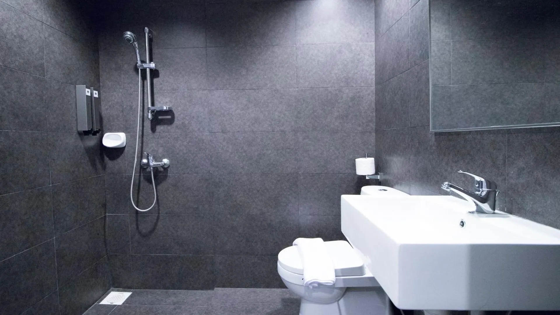 Harbour Ville Hotel - Hamilton Singapore