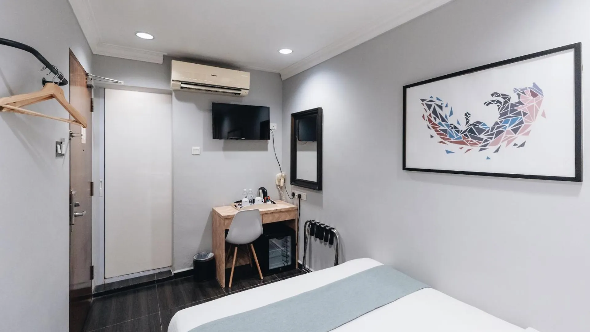 Harbour Ville Hotel - Hamilton Singapore 3*,